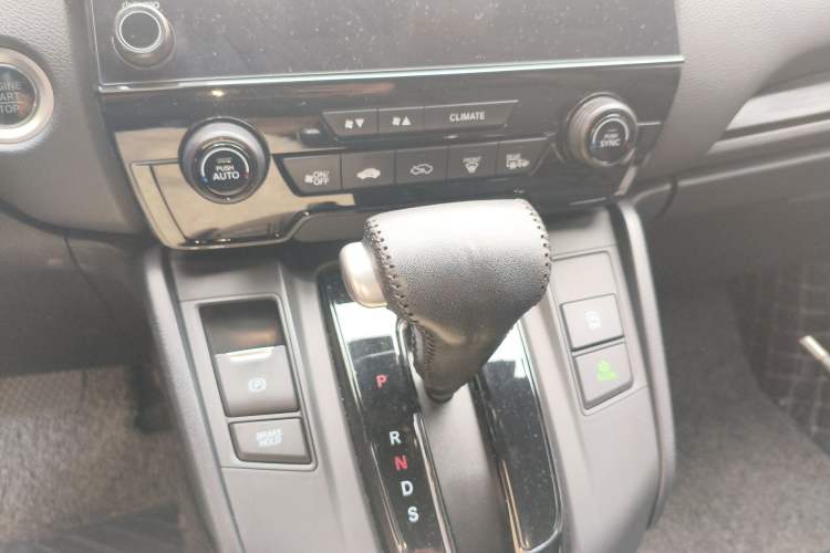 Used Honda CR-V 2021 240TURBO CVT 2WD Black Jazz Edition Audio And AC Panel