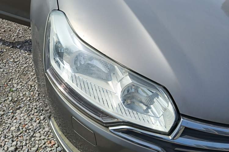 Used Citroen C5 2013 2.0L Automatic Luxury Model Exterior 6