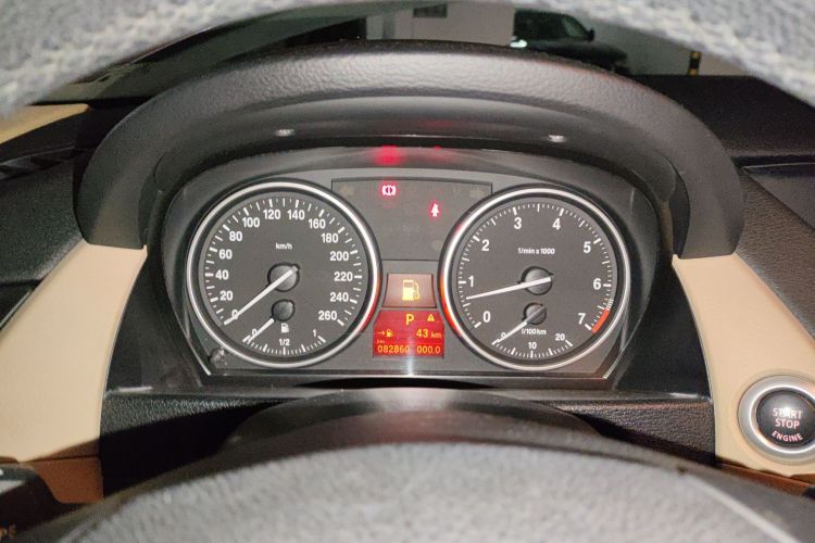 Used BMW X1 2012 xDrive20i Instrument Cluster