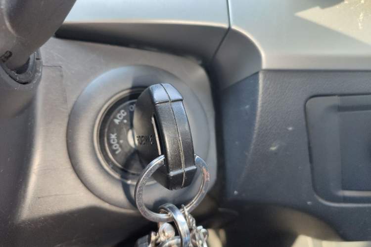 Used Roewe 350 2014 1.5L Manual Xunchi Edition
