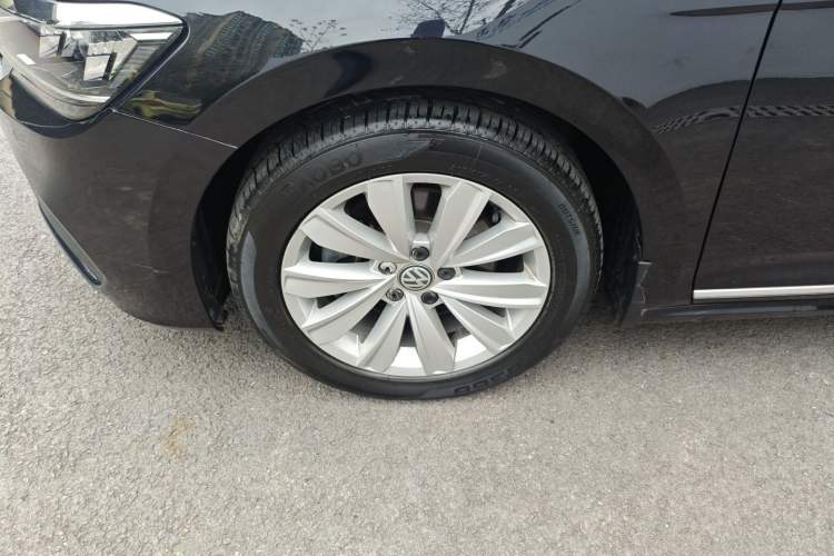 Used Volkswagen Passat 2020 330TSI Elite Edition China VI
