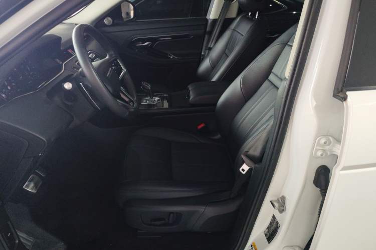 Used Land Rover Range Evoque 2021 Range Rover Evoque 200 PS R-Dynamic Standard Elite Edition Left Front Seat