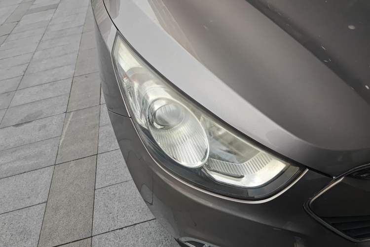 Used Hyundai ix35 2013 2.0L Automatic Two-Wheel Drive Smart GLS China IV Standard
