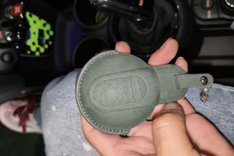 Used MINI 2018 1.5T COOPER Classic Edition Five-Door Version Vehicle Key