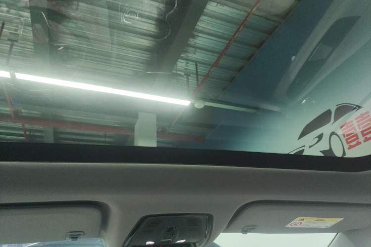 Used Cadillac OPTIQ 2024 Standard Range Version Headliner