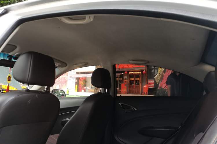 Used Chevrolet Sail 2013 Sedan 1.4L Manual Ideal Happiness Edition Headliner