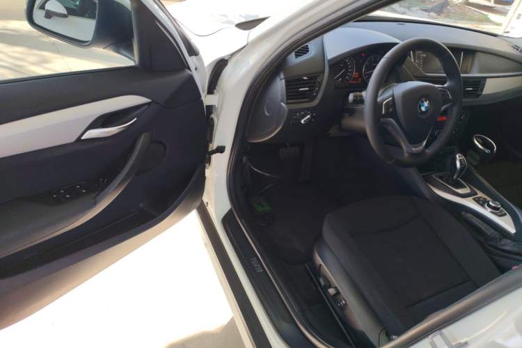 Used BMW X1 2014 sDrive18i Fashion Model
