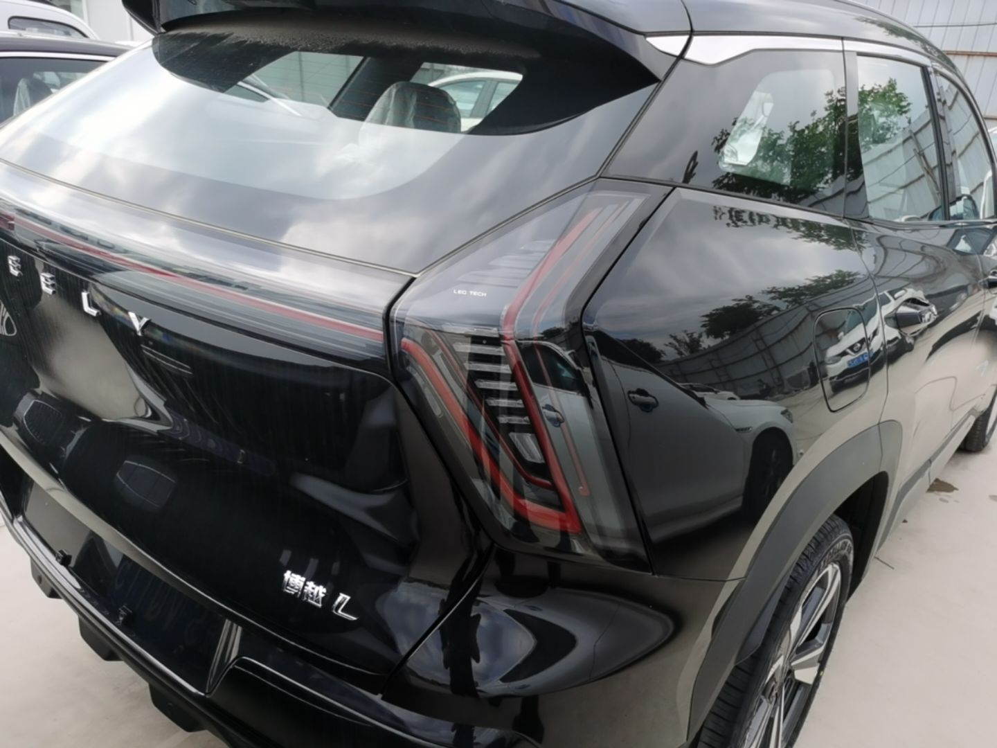 Geely Auto FX11 2025 4th Generation 1.5TD DCT - Shanhe — снимка 9