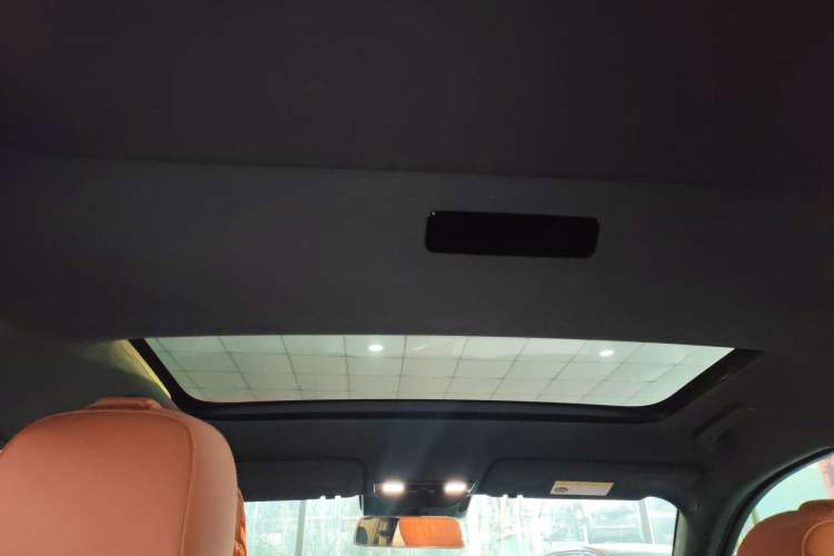 Used Li Auto L7 2023 Pro Model
