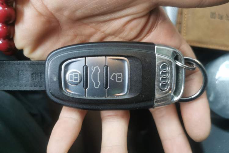 Used Audi Q5 2017 Plus 40 TFSI Technology Model