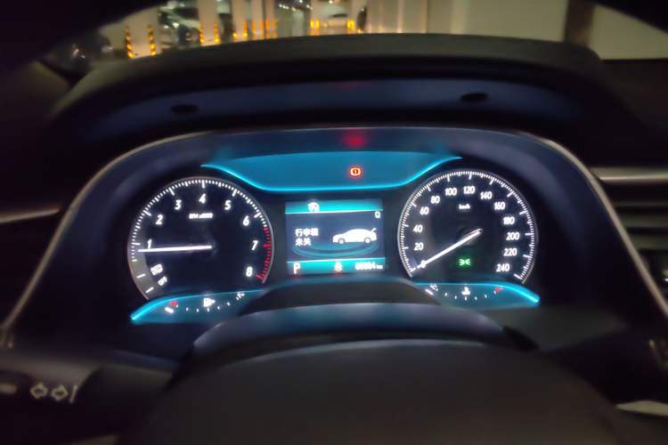 Used Buick GT 2018 15T Dual-Clutch Elite Model China V Standard Instrument Cluster