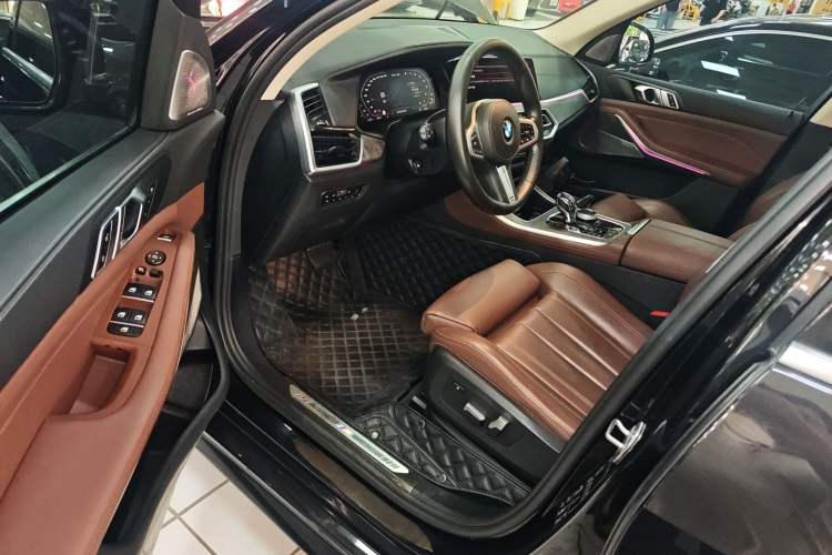 Used BMW X5 2019 xDrive40i M Sport Package