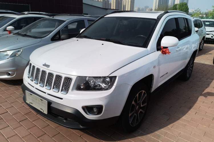 Used Jeep Compass 2014 2.4L four-wheel drive luxury version