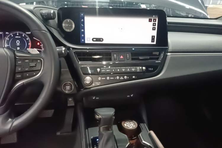 Used Lexus ES 2022 200 Excellence Edition