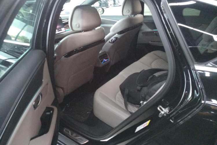 Used BYD Han 2025 EV with 701 km of Laser Radar-Enabled Intelligent Driving