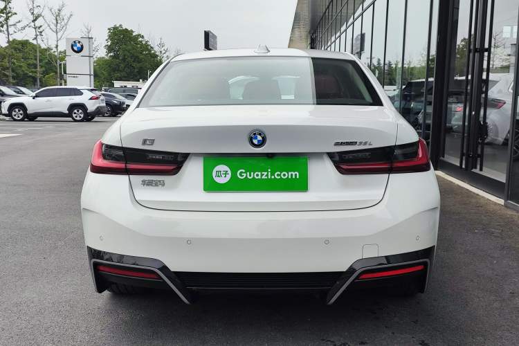 Used BMW i3 2025 eDrive 35 L
