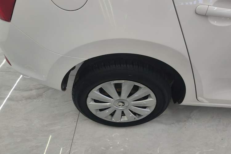 Used Skoda Rapid Spaceback 2018 1.6L Automatic Standard Edition
