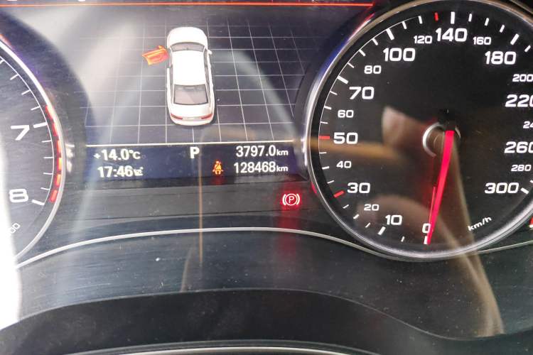 Used Audi A6L 2018 30th Anniversary Edition 35 TFSI Fashion Model
