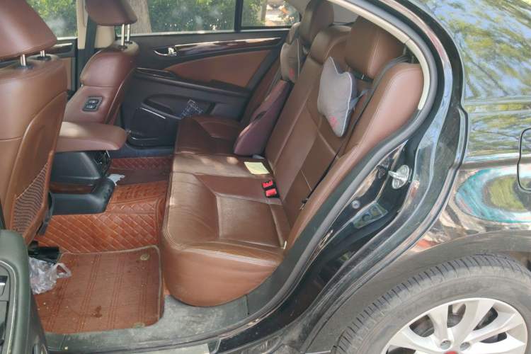 Used Hongqi H7 2015 1.8T Luxury Model