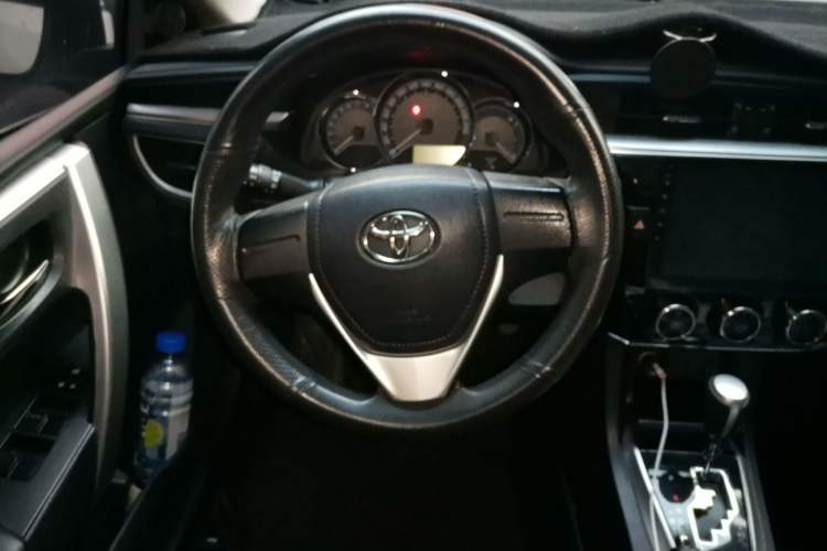 Used Toyota Corolla 2017 Revised Version 1.6L S-CVT GL Steering Wheel