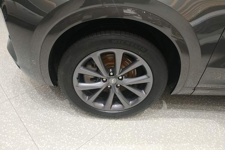 Used Li Auto ONE 2020 Range-Extended 7-Seater Version Exterior 4