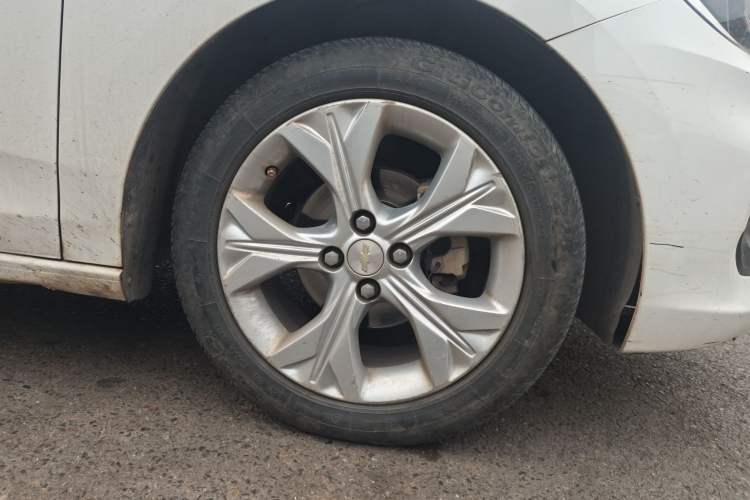 Used Chevrolet Cavalier 2020 325T Automatic Enjoyment Edition