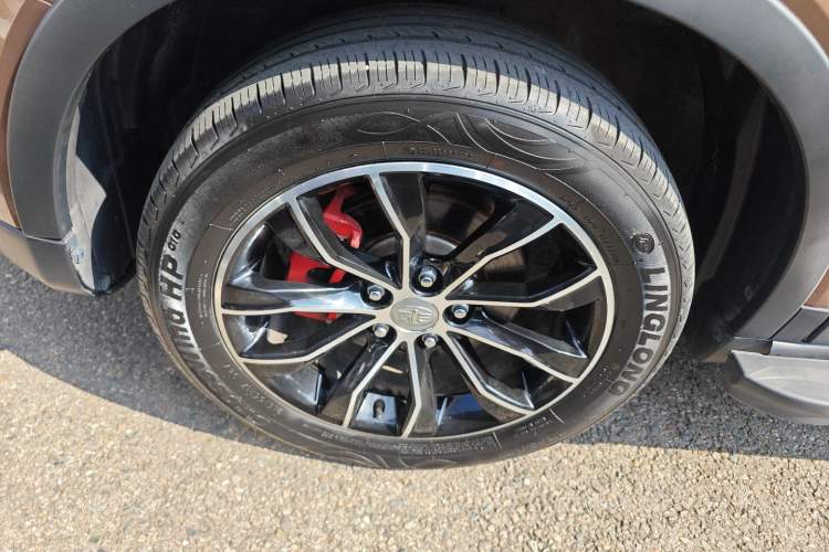 Used FAW Senya R7 2016 1.6L Manual Luxury Model