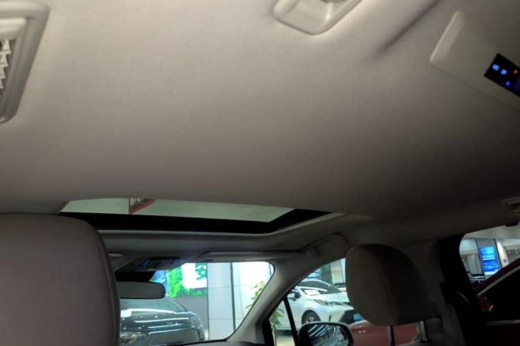 Used Toyota SIENNA 2021 2.5L Hybrid Comfort Edition
