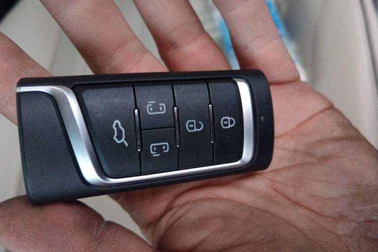 Used GAC Trumpchi M8 2021 Master Series 390T Four-Seat Glory Edition Vehicle Key