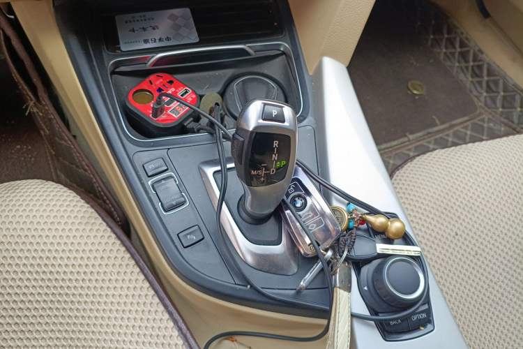 Used BMW 3 Series 2016 320Li Ambition Model
