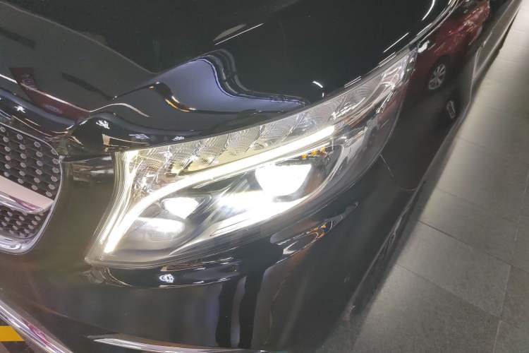 Used Mercedes-Benz V-Class 2020 V 260 L Long-wheelbase Luxury Edition Left Front Headlight