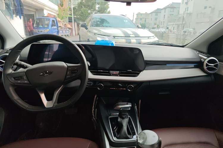 Used Chevrolet Monza 2023 1.5L Dual-Clutch Enjoyment Edition Center Console