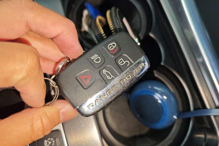 Used Land Rover Range Sport 2014 3.0 SC V6 HSE DYNAMIC Interior 1