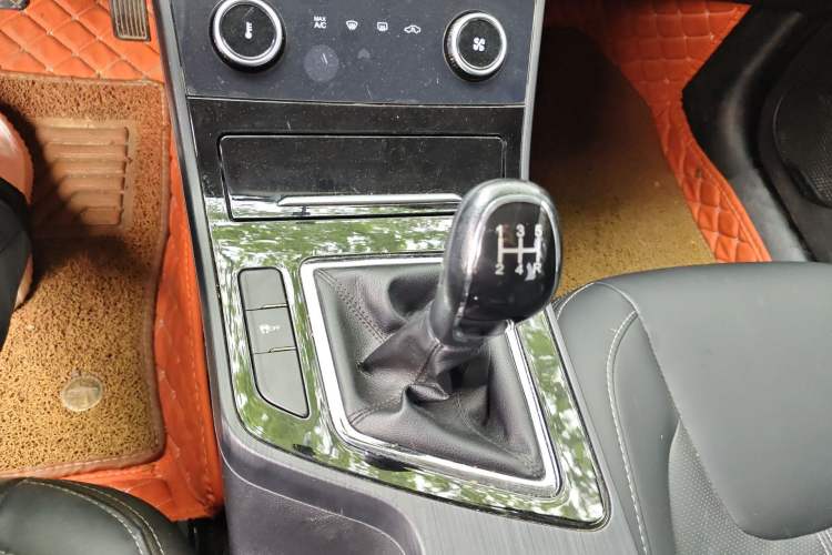 Used Chery Arrizo 5 2021 PRO 1.5L Manual Youth Edition Gear Lever