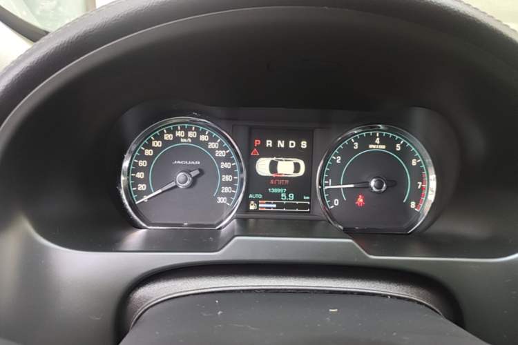 Used Jaguar XF 2014 XF 2.0T Luxury Edition