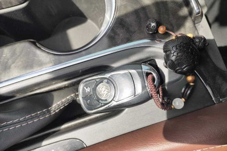 Used Buick Envision 2014 28T Four-Wheel Drive Luxury Model