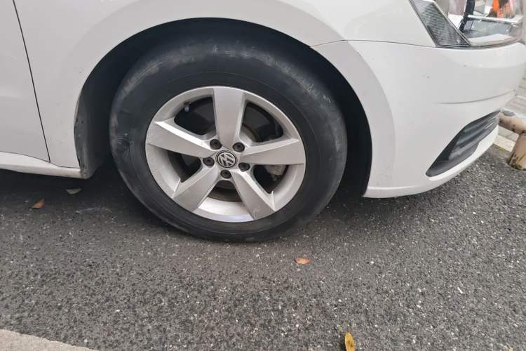 Used Volkswagen Lavida 2019 Lavida Start 1.5L Automatic Trendy Version China VI Standard
