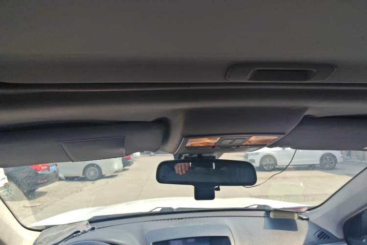 Used Bestune X80 2013 2.0L manual luxury version