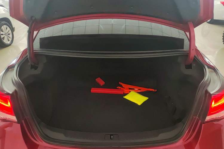 Used Chevrolet Malibu 2018 530T Automatic Fashion Edition Trunk