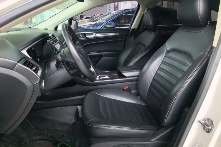 Used Ford Mondeo 2017 EcoBoost 200 Stylish Model