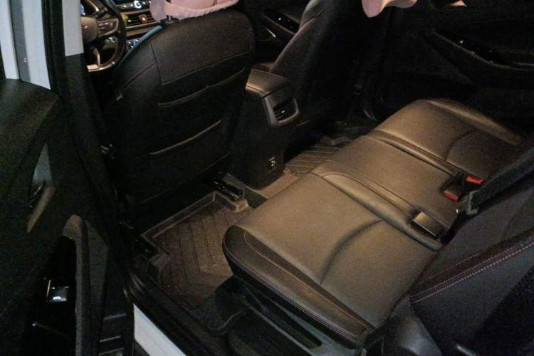 Used Chevrolet Orlando 2018 Redline 530T Automatic Zhaoxiang Edition (5+2 Seating) – China V Standard