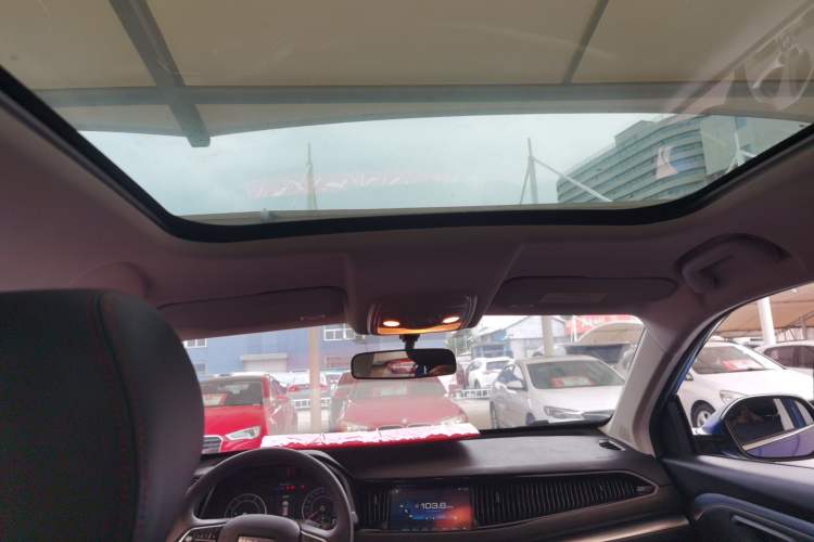 Used Haval H2s 2018 Blue Label 1.5T Dual-Clutch Fashion Edition