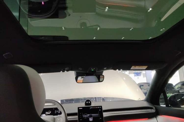 Used Nio ES6 2023 75 kWh
