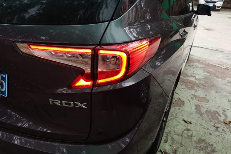 Used Acura RDX 2019 2.0T Luxury Edition China VI Standard