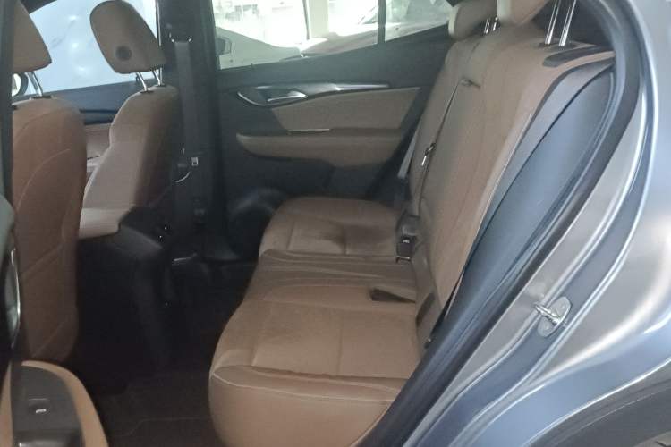 Used Buick Envision 2020 Encore S 652T Four-Wheel Drive Luxury Model