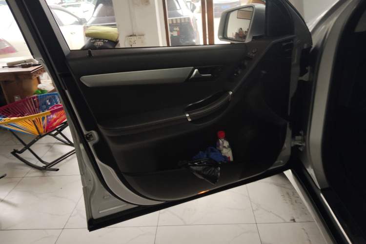 Used Mercedes-Benz R-Class 2014 R 320 4MATIC Business Model
