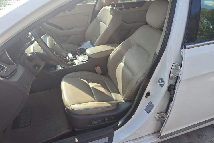 Used Kia Cadenza 2012 2.4L Business Sunroof Version