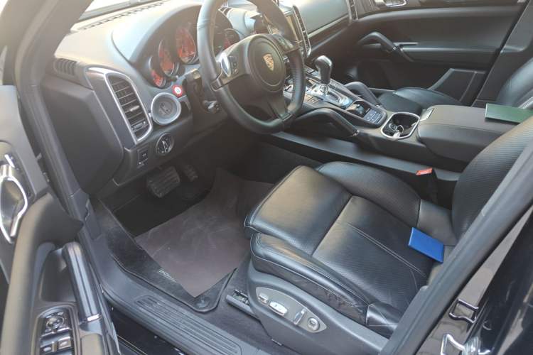 Used Porsche Cayenne 