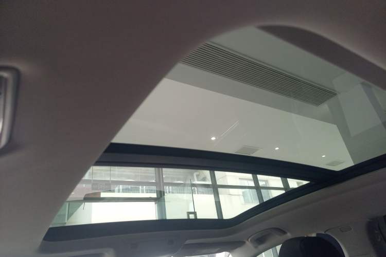 Used Volkswagen Sagitar 2023 300TSI DSG Excellence Edition Headliner