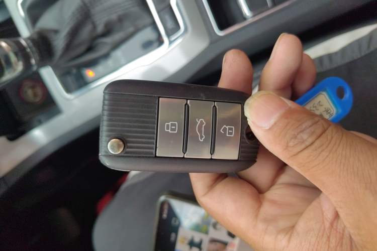 Used Roewe RX5 2018 20T Two-Wheel Drive Automatic Flagship Edition